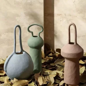 Modern Wabi-sabi style creative Morandi-colored ceramic vase, frosted finish, suitable for living room desktops, showrooms, and homestays.