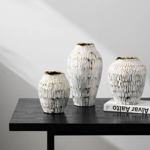 Minimalist Wabi-sabi irregular textured electroplated hand-painted ceramic vase
