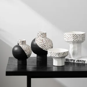 Minimalist style ceramic dot electroplated hand-painted wide-mouth vase