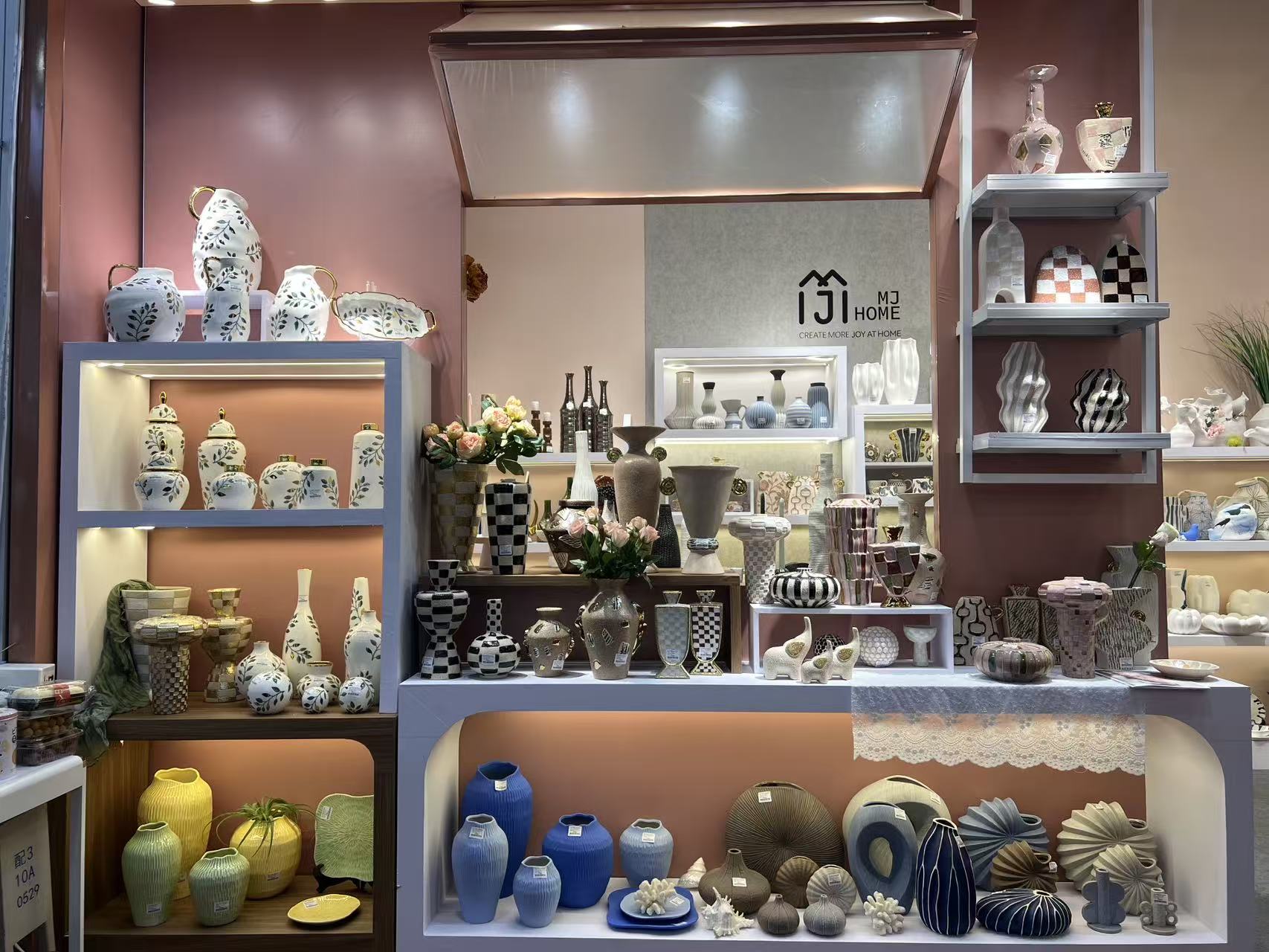Showroom Photo 2